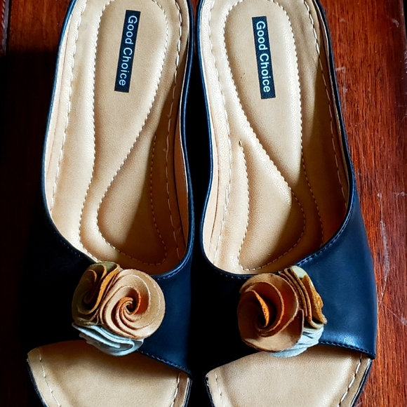 Good Choice summer shoes - Picture 1 of 4